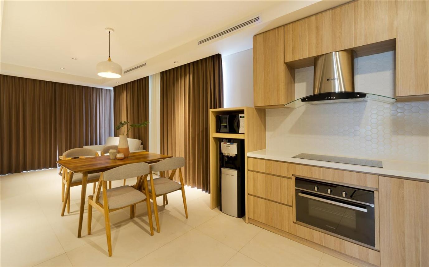 Aviary Bintaro Hotel Serpong Exterior photo