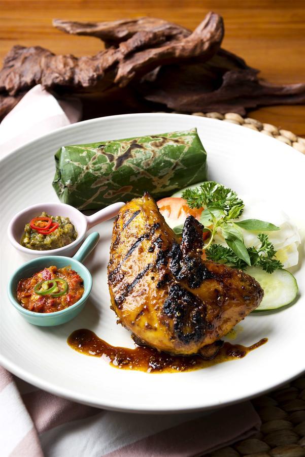 Aviary Bintaro Hotel Serpong Exterior photo