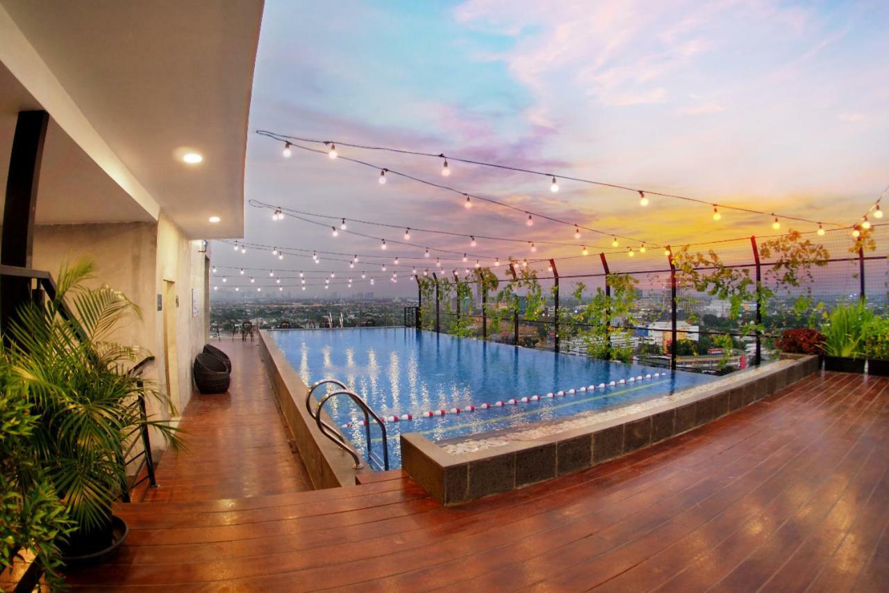Aviary Bintaro Hotel Serpong Exterior photo